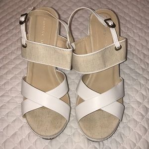 Chinese Laundry Wedges
